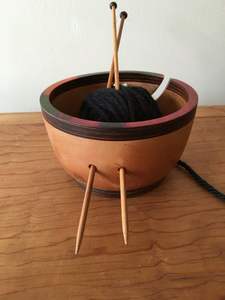 Bol de fil en bois de forme ronde à tricoter à la main brun brillant et support de stockage au Crochet top vente bol de fil de cadeau et de décoration - Product Image 2