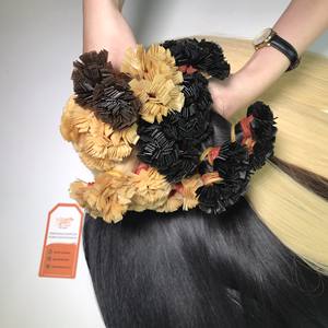Venta al por mayor de pelo virgen Remy con cutícula alineada queratina vietnamita U/V/I/extensiones de cabello de punta plana 100-125 Uds. Larga vida útil - Product Image 2