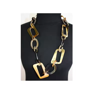 Collier de bijoux en corne de buffle fait main pour femme pour taille personnalisée par artisanat croissant - Product Image 5