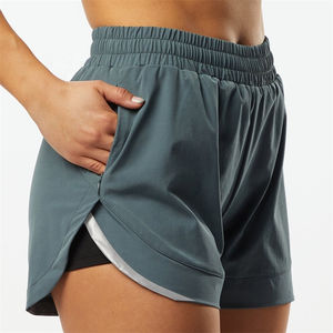 96% Nylon 4% Spandex True Fit pantalones cortos de cintura alta para mujer con bolsillo oculto forro transpirable y diseño transpirable oculto - Product Image 4