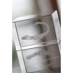 Blocco di vetro rettangolare Macon per merchandising personalizzato - Product Image 3