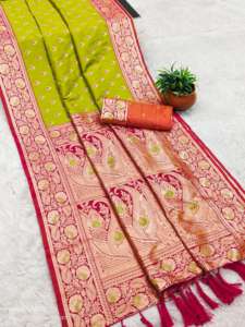 Soft Banarasi Silk <b>Saree</b> with All-Over Meenakari Touchup Design Zari Weaving <b>for</b> Parties and Weddings Formal Style - Product Image 3