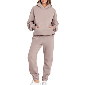 Chándales de invierno de gran tamaño de alta calidad para mujer, conjunto de jersey con estampado personalizado, forro polar transpirable de talla grande, chándal de última moda - Product Image 1