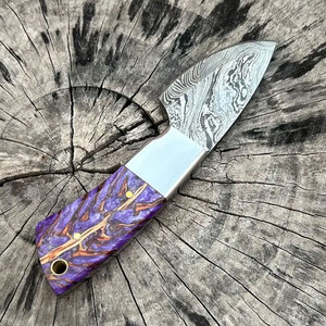 Couteau de chasse et de dépouillement à lame en acier damas pour le camping et l'extérieur couteau de chasse à faible quantité minimale de commande avec poignée personnalisée disponible - Product Image 3
