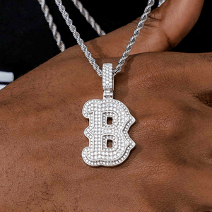 Pendentif personnalisé exclusif pour homme en alliage plaqué or avec diamants CZ style hip-hop pour cadeau - Product Image 1