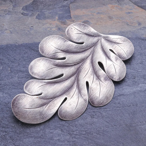 925เงินสเตอร์ลิงจี้ใบไม้ออกซิไดซ์เก๋ไก๋ศาสนาคริสเตียนสไตล์หรูหราขายส่งเป็นของขวัญสำหรับทุกคน - Product Image 4