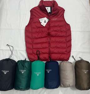 Chaqueta acolchada ligera con capucha para hombre para invierno, abrigo resistente al agua para aventuras al aire libre, comodidad informal, estilo callejero - Product Image 2