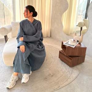 Abaya inspirée de la mode traditionnelle musulmane, taille unique XXL, élégante, sur mesure, couleur personnalisée, en soie, manches longues, anti-rides - Product Image 4