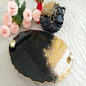 Plato de Resina Hecho a Mano con Técnica de Esmalte de Color, Diseño Elegante y Sólido para Fiestas, Reuniones Familiares, Centro de Mesa Decorativo - Product Image 1