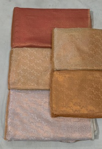 Tissu brocart de qualité supérieure: motifs exquis et textiles luxueux pour la mode, la tapisserie d'ameublement et l'artisanat commandes personnalisées en gros - Product Image 3