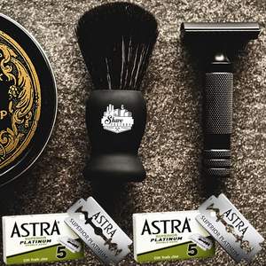 100 lames de rasoir de sécurité à double tranchant Astra Superior Premium Platinum - Product Image 6