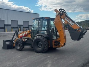 Chargeuse-pelleteuse diesel Yanmar jaune de haute performance avec godet de grande capacité, rayon de braquage court, boîte de vitesses et moteur - Product Image 1