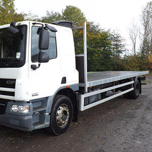 Remorques utilitaires de fret en acier durable de haute qualité, option de personnalisation, conception de châssis robuste, revêtement résistant aux intempéries pour remorques de camions - Product Image 1