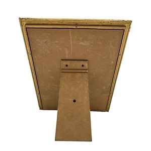 กรอบรูปโลหะดีไซน์ราชวงศ์สีทองทำด้วยมือตกแต่งอย่างมีสไตล์สำหรับตกแต่งผนังหรือแสดงบนโต๊ะในบ้านหรือสำนักงาน - Product Image 2