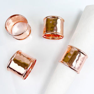 Anneaux de serviette épais et audacieux en métal de conception simple et robuste Supports de finition brillants argentés pour la décoration de table de Noël d'Halloween - Product Image 5