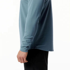 เสื้อยืดแขนยาวคอกลมสำหรับผู้ชายเสื้อผ้าคอตตอน100% เรียบระบายอากาศได้ดี - Product Image 6