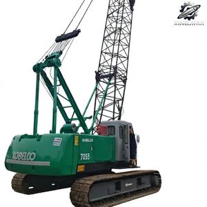 Grue sur chenilles hydraulique d'occasion Kobelco7055 55 tonnes, flèche en treillis de 51,8 m max, marque japonaise d'origine, faible nombre d'heures, certifiée CE - Product Image 1