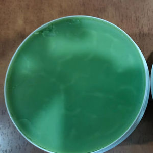 Pomada para el cabello natural Amla para el crecimiento, brillo y nutrición Proveedor de crema para peinar el cabello OEM - Product Image 1