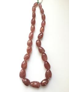 Cuentas facetadas de cuarzo rojo fresa natural para la elaboración de joyería fina - Product Image 5