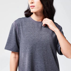 Professional Embroidered Logo <b>Women</b> Oversized <b>T</b> <b>Shirts</b> / Custom Printing <b>Women</b> Loose Fit Breathable <b>T</b> <b>Shirts</b> - Product Image 3