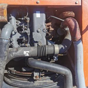 Fabriqué au Japon, prêt à l'emploi, excavatrice sur chenilles Hitachi ZX130 d'occasion de 13 tonnes à vendre - Product Image 5