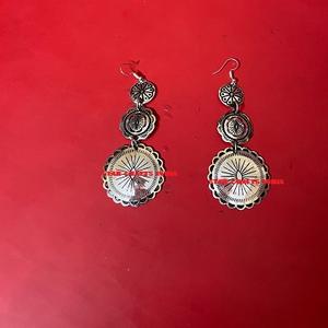 Meilleure vente Boucles d'oreilles en métal les plus exigeantes Meilleur pendentif bijoux Usine Offre Spéciale Accessoires de bijoux en métal au meilleur prix - Product Image 6