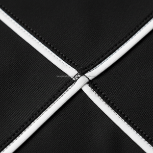 Conjunto de Yoga de 3 Piezas Personalizado OEM para Mujer, Top Corto con Ribete en Contraste, Chaqueta y Leggings de Cintura Alta con Corte Acampanado, Traje Deportivo para Gimnasio y Entrenamiento - Product Image 4