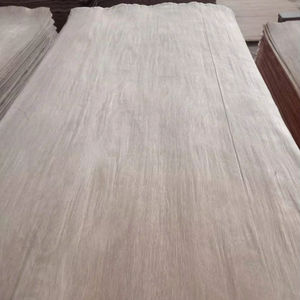 Panneaux de contreplaqué décoratifs de feuilles de placage de Gurjan de haute qualité pour des peaux d'armoire et de porte - Product Image 1