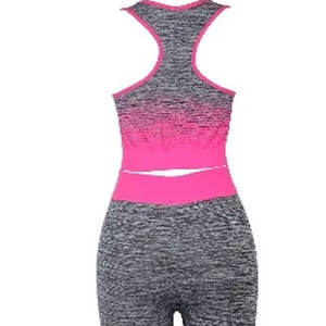 Ensemble de yoga 2 pièces respirant, écologique, à séchage rapide et sans couture pour femmes actives, pour l'entraînement et la salle de sport - Product Image 4
