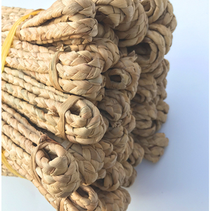 CORDE TRESSÉE EN JACINTHE D'EAU TOUT NATUREL/PARFAIT POUR L'ARTISANAT ET LA DÉCORATION/FABRIQUÉ AU VIETNAM - Product Image 2