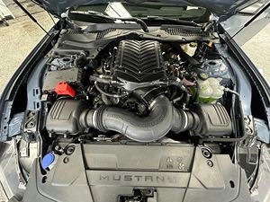 Ford Mustang Dark Horse 2024 Usado en Excelentes Condiciones, 1,300 Millas, Transmisión Manual de 6 Velocidades, Kit de Supercargador Whipple Stage 2 - Product Image 6