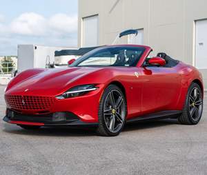 Ferrari Roma-Spider 2024, Motor V8 Biturbo de 612 CV, Frenos de Cerámica de Carbono - Product Image 1