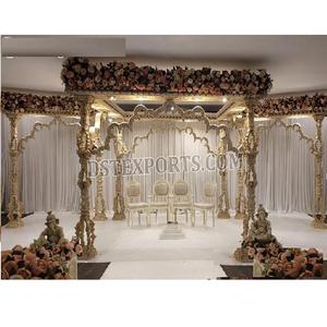 Mandap de Madera Vedika para Bodas Fusion, Ceremonia de Boda India en Londres, Mandap de Madera Vedika, Mandap de Madera Hecho a Mano por Diseñador, Nueva York - Product Image 1