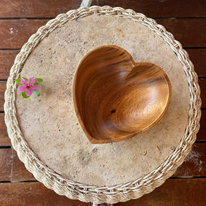 Tazón de ensalada de madera superior para eventos de boda juego de vajilla elegante de tazones de Acacia en forma de corazón - Product Image 6