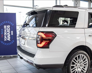 Equipo de Calidad para Carretera 2024 Expedition Limited EQUIPMENT GROUP 302A HIGH PACKAGE - Product Image 3