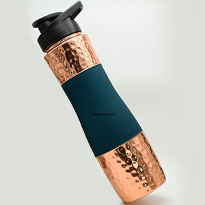 Botella de cobre de agua potable con diseño martillado pulido brillante 100% de cobre de calidad de exportación con Sipper Black Meena Printed - Product Image 2