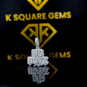Pendentif tendance unique en or 14 carats avec diamant de laboratoire, ensemble de bijoux hip-hop sur mesure avec breloques - Product Image 4
