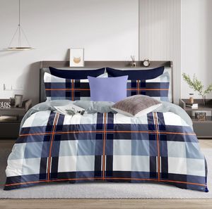 Ensemble de literie élégant et luxueux 120GSM Tissu de haute qualité durable Motif imprimé Ajustement parfait pour lit king size et chambres - Product Image 2