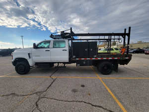 Chevrolet Silverado 5500 d'occasion en excellent état, modèle 2022 - Product Image 4