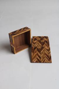 Ensemble de dessous de verre de thé en résine et en émail fait main de fournisseur indien parfait pour le café de cuisine et l'utilisation de cadeaux de fête d'Inde - Product Image 2