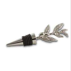 Bouchon de bouteille de vin personnalisé, réutilisable, durable, en métal avec incrustation argentée, lourd et froid au toucher, pour une conservation optimale du vin - Product Image 1