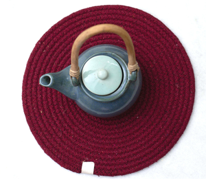 Ensemble de 6 sets de table en coton de couleur rouge ronde moderne et écologique, sets de table tressés de 15 pouces - Product Image 2