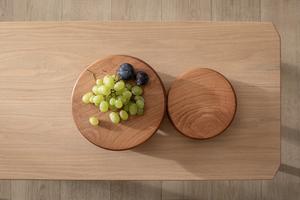 Tabla Redonda de Madera para Servir con Patas de Bola, Soporte para Tartas de Madera de Haya, Centro de Mesa o Bandeja para Charcutería, Tabla Multiusos - Product Image 5