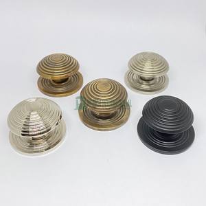 Nouveau bouton d'armoire rond rainuré avec plaque arrière fait à la main en laiton massif métal tiroir en gros armoire poignée de traction quincaillerie - Product Image 4
