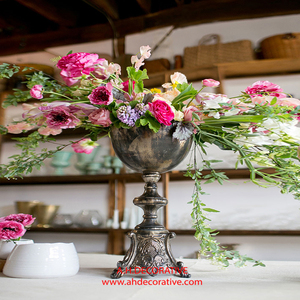 Maceta decorativa para mesa de Metal dorado, decoración del hogar, uso y mesa de restaurante, florero decorativo de diseño martillado - Product Image 5