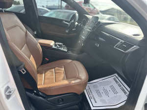 Mercedes-Benz GLE AMG GLE 43 2017 en parfait état - Product Image 4