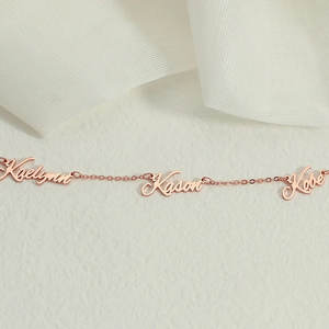 Collar con Nombre Personalizado en Forma de Letra para Regalo - Product Image 3