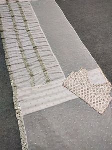 La plus belle broderie Georgette blanche de styliste, sari à volants avec miroir, travail à la main et sans bordures pour fête de mariage - Product Image 5