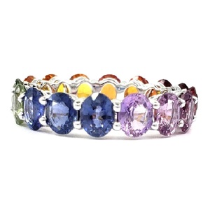 Bague Éternité Vintage de Haute Qualité en Or Blanc Massif 18K avec Saphirs Arc-en-ciel Taille Ovale et Sertissage Canal, Vente en Gros Hong Kong - Product Image 3