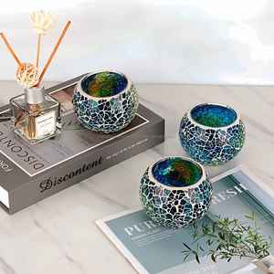 Porte-bougie votif et bougeoir en verre rond indien fait à la main avec un design en mosaïque pour la décoration de centre de table - Product Image 2